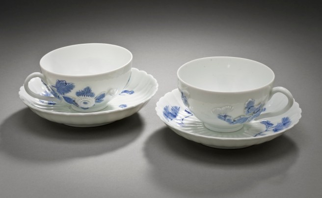 Five_Piece_Tea_Service_with_Chrysanthemum_Design_LACMA_M.2006.132.10a-i